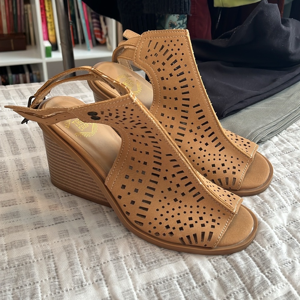 Heel sandals